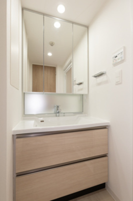 【洗面所】 | オアーゼ新宿西落合レジデンス | ※写真は同タイプ住戸です。