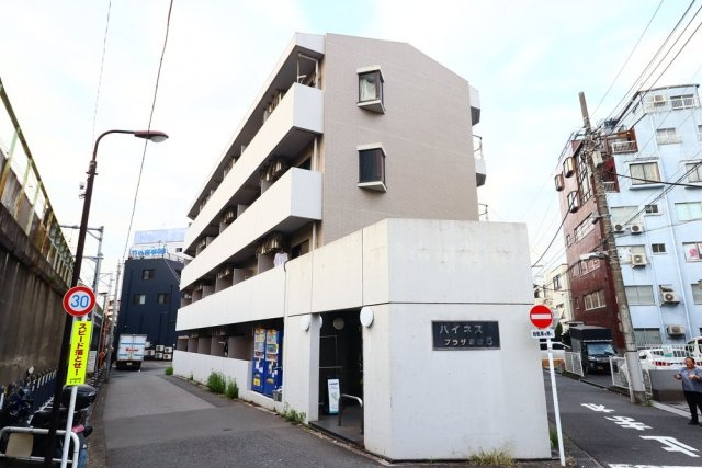 ハイネスプラザ新宿５の外観