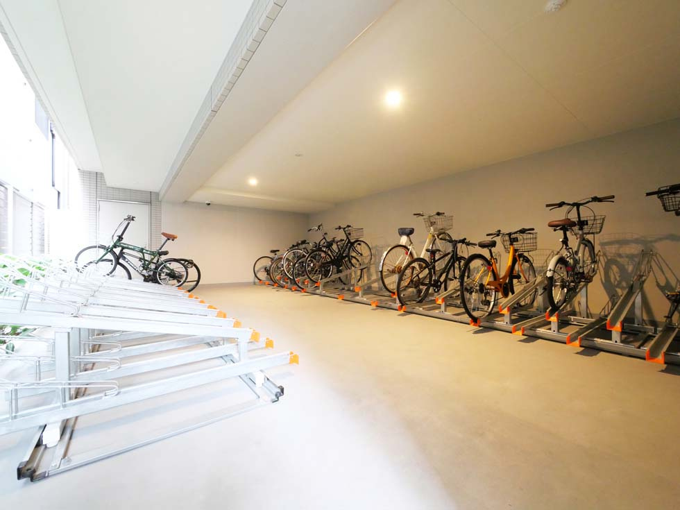 CREATIF 日暮里の外観