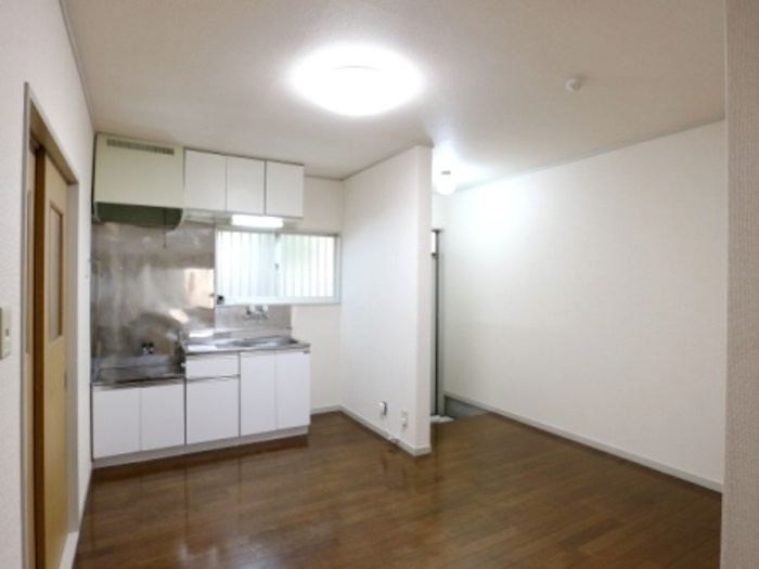 サンドゥエル北柏のキッチン|※別号室参考写真です