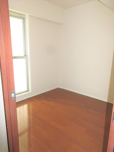 みなとみらいミッドスクエア　ザ・タワーレジデンスの居間・リビング|洋室約4.5畳　※2023年10月撮影