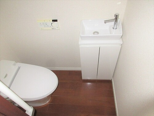 みなとみらいミッドスクエア　ザ・タワーレジデンスのトイレ|トイレ　※2023年10月撮影