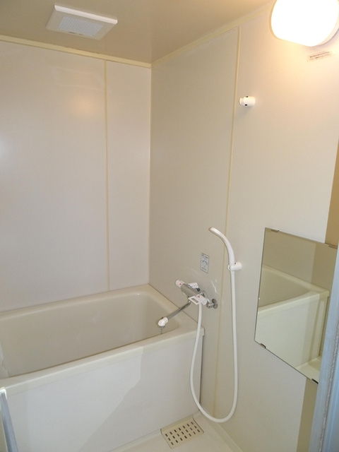 サンシャイン中村　Aの浴室|浴室