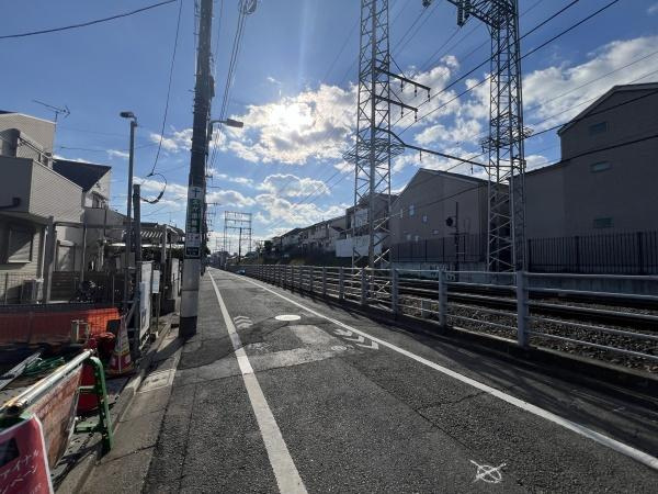 【前面道路含む現地写真】 | 現地（2025年12月）撮影