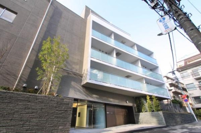 【エントランス】 | プラウドフラット南青山