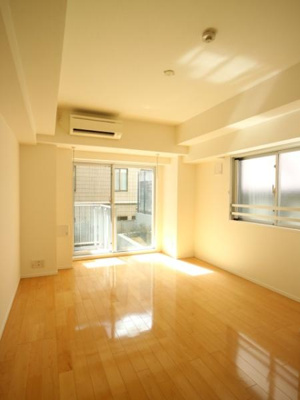 【洋室】 | プラウドフラット南青山