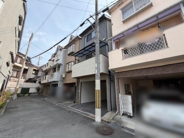 【前面道路含む現地写真】