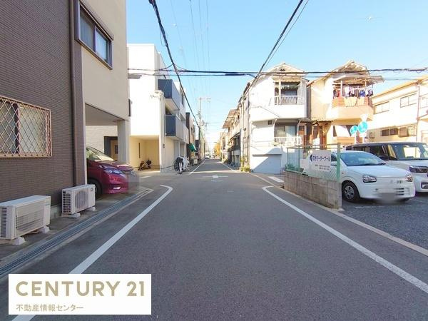 【前面道路含む現地写真】 | 泉尾５丁目中古戸建 | 室内リフォーム済