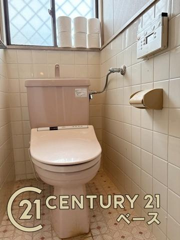 生駒郡三郷町城山台３丁目　一戸建のトイレ|■現地撮影写真■清潔感のある綺麗なトイレです！