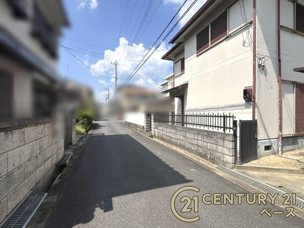 生駒郡斑鳩町小吉田２丁目　一戸建の前面道路含む現地写真|■現地撮影写真■落ち着いた雰囲気の閑静な住宅地内です！