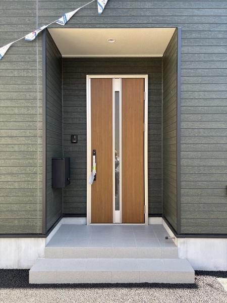 碧南市神有町第2　全8棟・7号棟の玄関|施工例