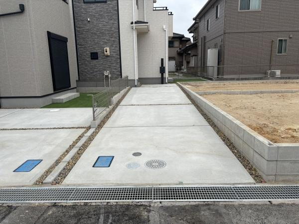 安城市美園町　全12区画・J号棟の駐車場|２台駐車できます！