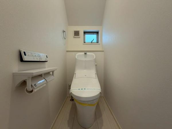 川崎市幸区古市場１丁目の中古一戸建のトイレ|いつも綺麗に清潔に！ウォッシュレット付きトイレです。