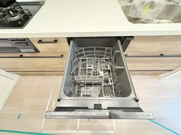 綱島シティハウスのキッチン|ビルトイン食洗器・毎日の食器洗いに大活躍。