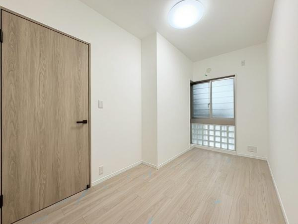 綱島シティハウスの洋室|洋室1　約6.7帖