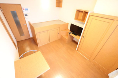 【居間・リビング】 | レオパレスブーゲンビリア | 新入学生や退寮学生には安心！家具家電付で、すぐに新生活をスタート