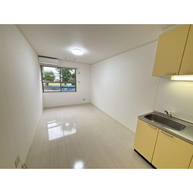 GARDEN　MIYAKOⅠの居間・リビング