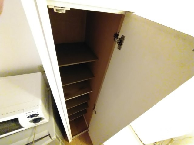 レオパレスヴィーブルの玄関|シューズボックス