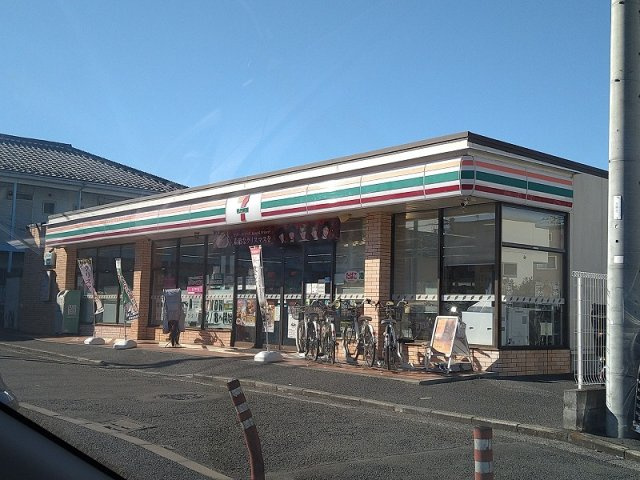 レオパレス新吉田シティーハウスの周辺