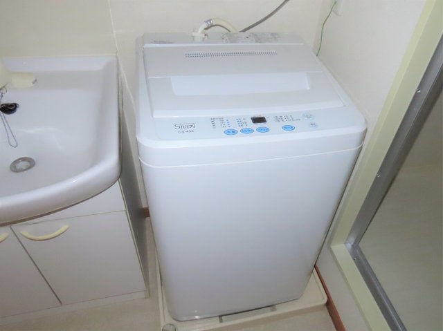 レオパレスプレジール緑が丘のその他|洗濯機も付いています