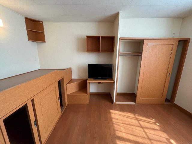 レオパレスあつべつの居間・リビング|居室