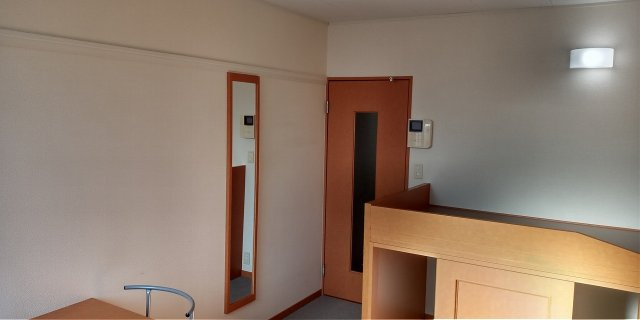 レオパレスあつべつの居間・リビング|居室