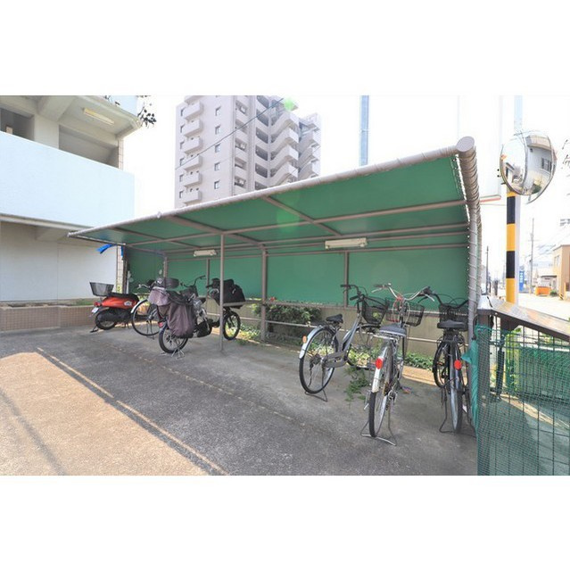 岐阜市茜部菱野２丁目の店舗一部のその他