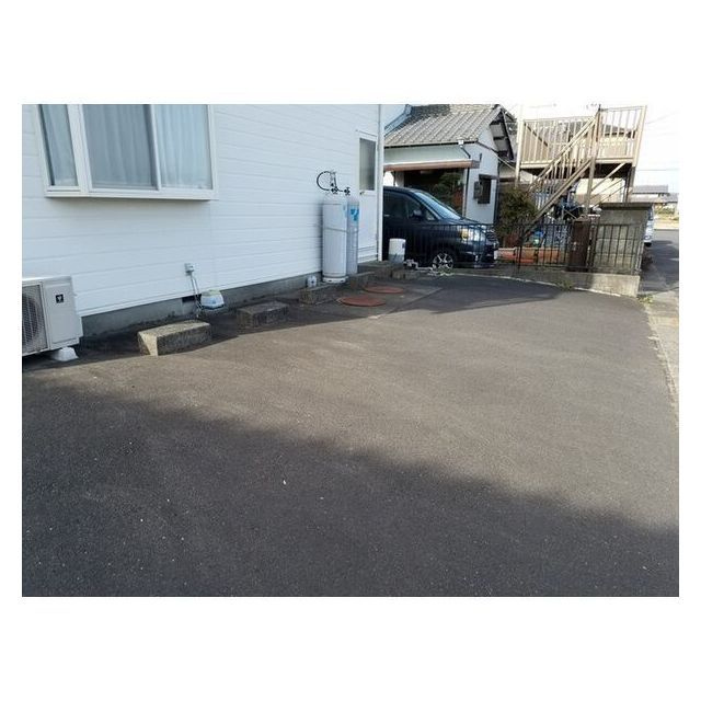 瑞穂市穂積の一戸建ての駐車場