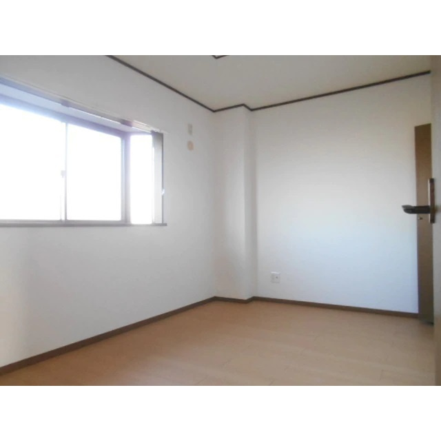 エクセル則武の内装