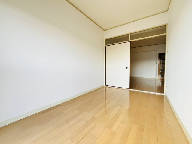 明石公園ハイタウン1号棟の子供部屋