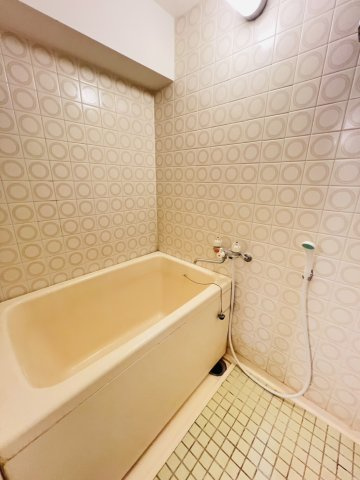 明石公園ハイタウン1号棟の浴室