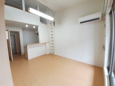 【居間・リビング】 | ラフレシール・メゾン・宮﨑Ⅰ