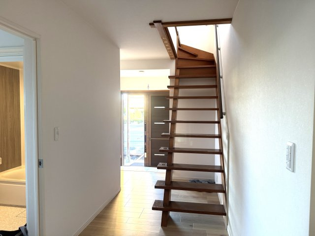 中央区女池南2丁目　リフォーム済中古戸建の内装