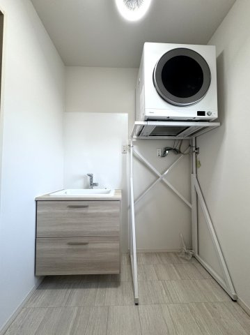 中央区女池南2丁目　リフォーム済中古戸建の独立洗面台