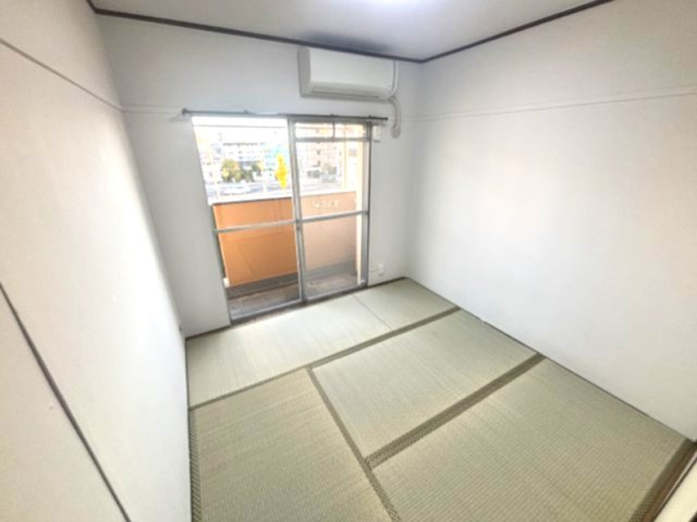 グランディア灘南通の和室