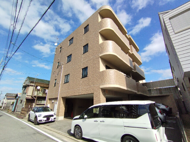 ＰＡＲＣ　ＵＭＥＭＵＲＡの外観