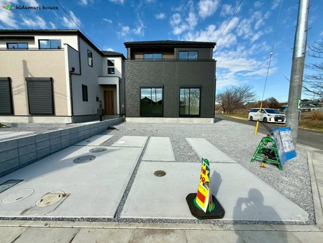 見沼区深作11期　新築戸建　グラファーレ01の駐車場