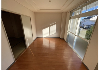 【居間・リビング】