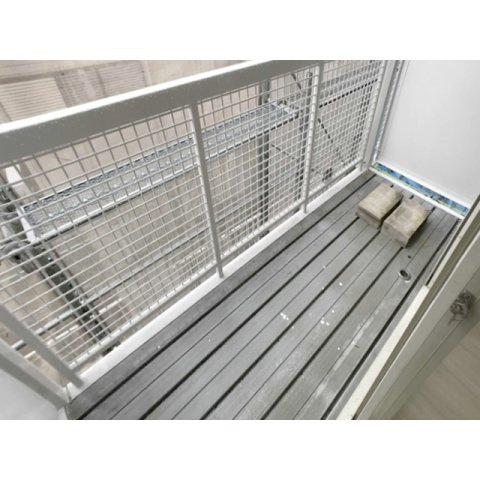 清水ハイツのバルコニー|陽当たり良好なバルコニーです