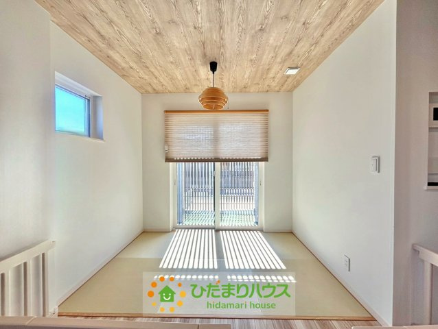 久喜市伊坂北１丁目　中古一戸建ての和室|大型のテレビを配置することで、お子様だけでなく大人もリラックスタイムを楽しむことができます♪