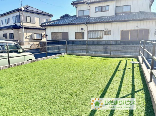 久喜市伊坂北１丁目　中古一戸建ての庭|南向きには庭もありBBQも楽しめそうですね！
