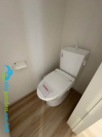 茅ヶ崎市東海岸南2期　新築戸建　全2棟1号棟のトイレ|シンプルで使いやすいトイレです