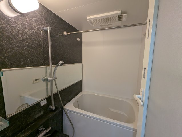 サンセール伊丹の浴室