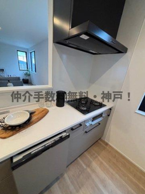 【キッチン】 | 神戸市垂水区小束山2丁目　新築戸建1号地　仲介手数料無料！ | キッチンです