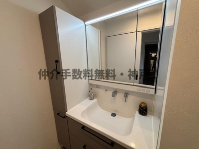 【独立洗面台】 | 神戸市垂水区小束山2丁目　新築戸建1号地　仲介手数料無料！ | 独立洗面台で身支度をすべて済ませてしまいましょう