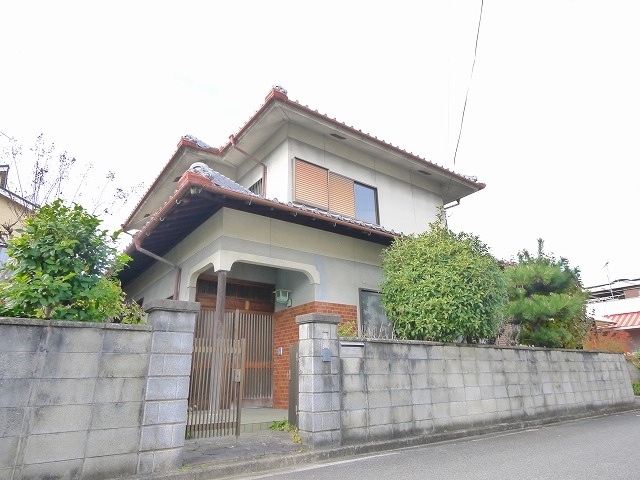 外山一戸建の外観|外観もきれいです