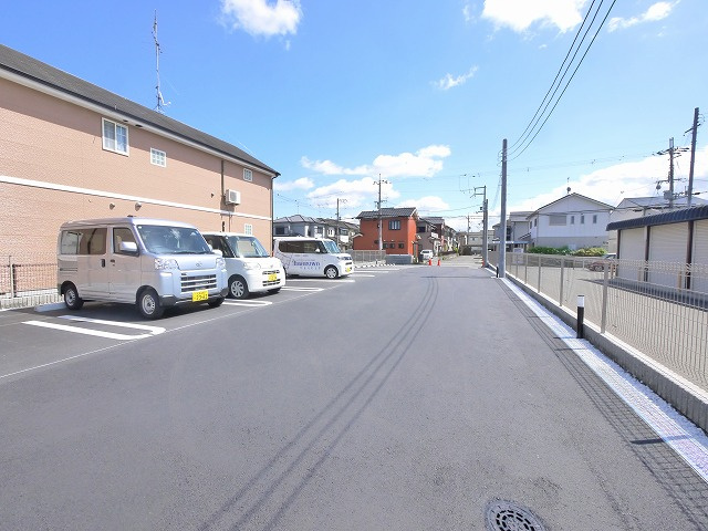 ヴェルデ　ルーチェの駐車場|駐車場に車を止められます