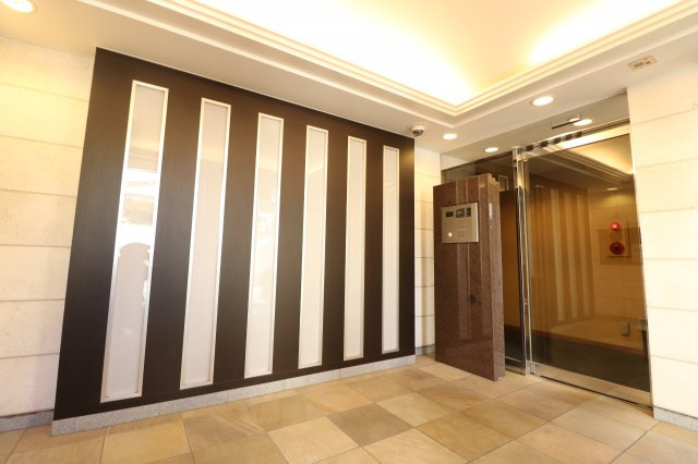 【エントランス】