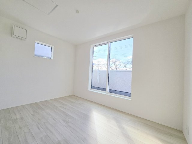 八王子市大和田町1丁目　全2棟の洋室