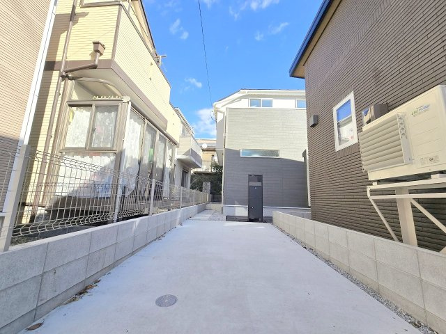 八王子市大和田町1丁目　全2棟の駐車場